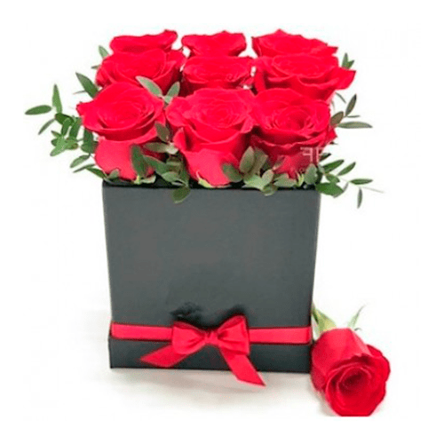 Caja roja de corazon con surtido flores